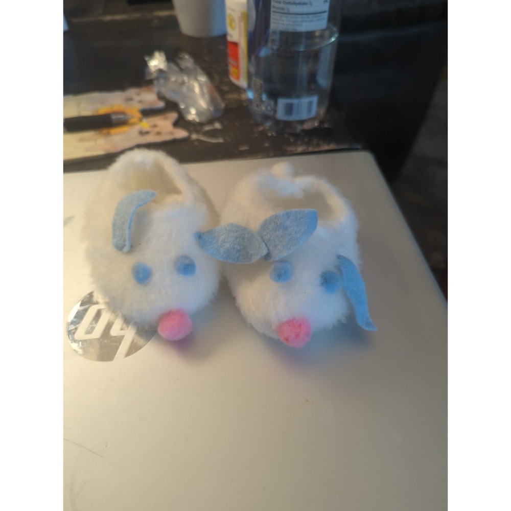 1990 TENDER HEART TREASURES WHITE BUNNY SLIPPERS FOR AMERICAN GIRL DOLLS